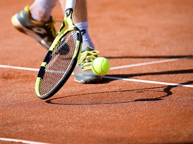 Australian Open 2022 online kurzová nabídka, tipy na sázení tenisu
